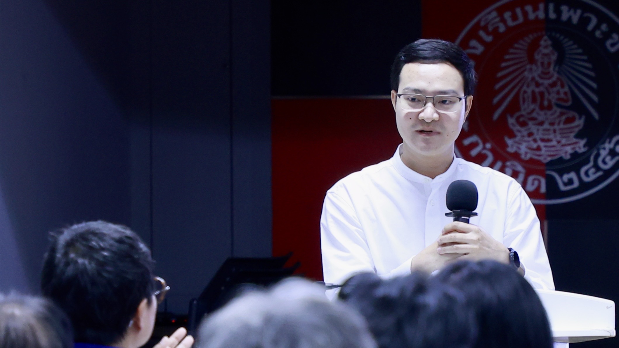 2A9C13CE-023F-440B-8AAA-960CA89F86E1